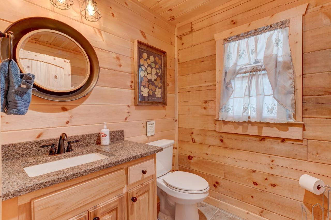 Hot-Tub 6 Seater, Fire-Pit, Master King Bed, Wineries, Pickleball, Resort Amenities Ellijay Eksteriør billede