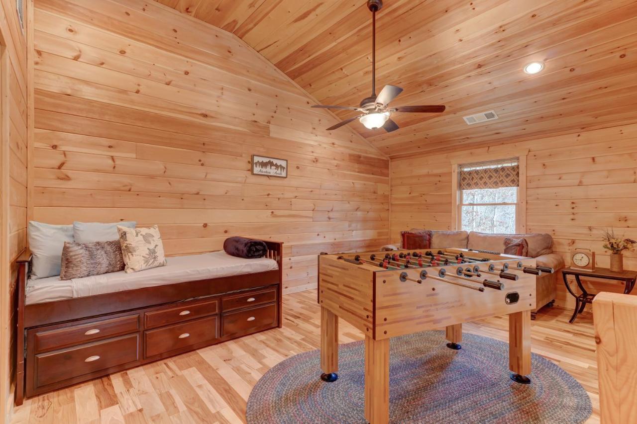Hot-Tub 6 Seater, Fire-Pit, Master King Bed, Wineries, Pickleball, Resort Amenities Ellijay Eksteriør billede