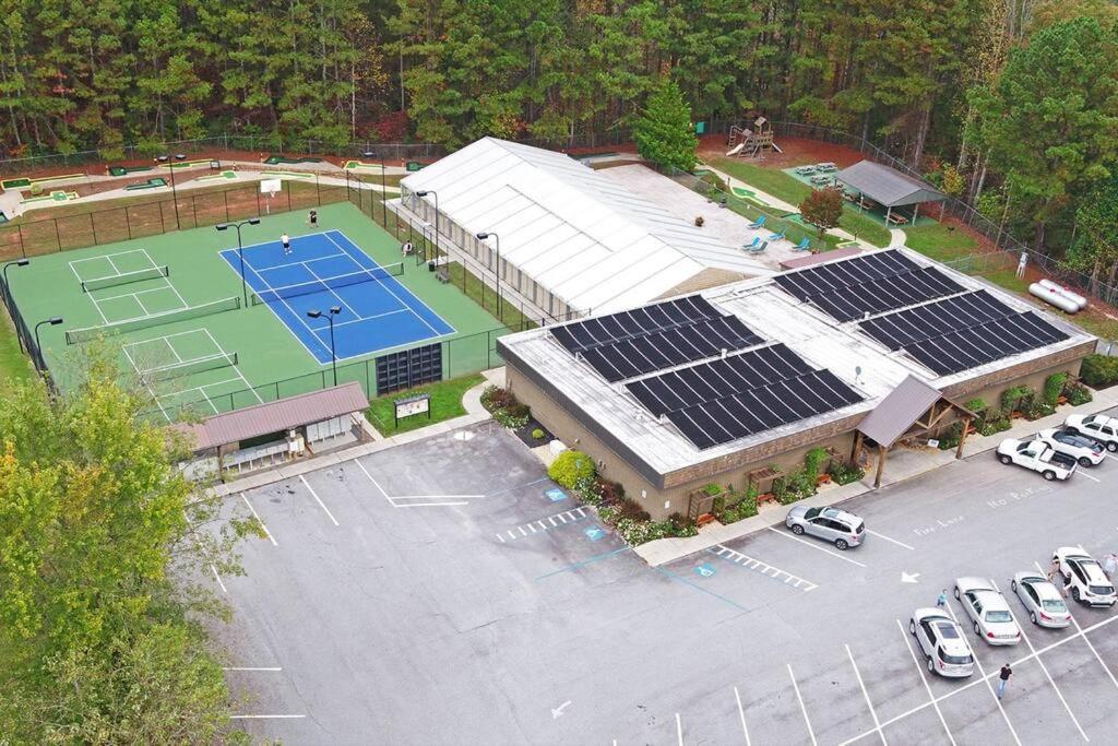 Hot-Tub 6 Seater, Fire-Pit, Master King Bed, Wineries, Pickleball, Resort Amenities Ellijay Eksteriør billede